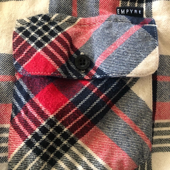 Empyre, Button down Flannel - Picture 4 of 5